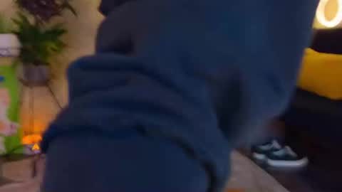 Emmy  help me reach 100 thumbs up online show from 15, 9, 2025