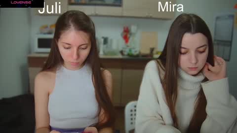 Julia and Mira online show from 5, 3, 2025