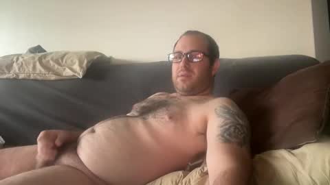 Snapshot of ij1321 chatting on 1, 6, 2026 LonelyDad online show from 1, 6, 2026