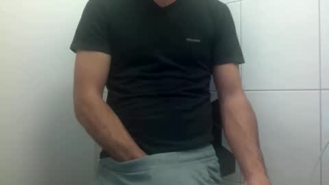 Snapshot of ilcaponero chatting on 22, 4, 2026 ilcaponero online show from 22, 4, 2026