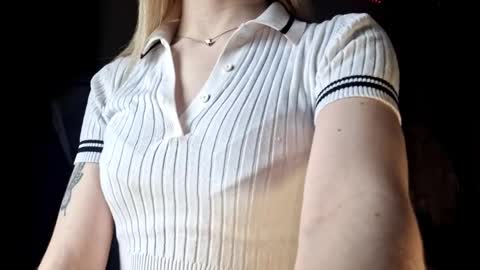 ShyLuna online show from 22, 3, 2026