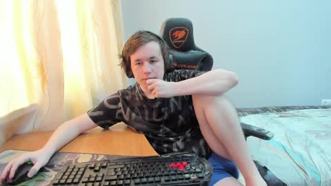 iliaskris online show from 8, 4, 2026