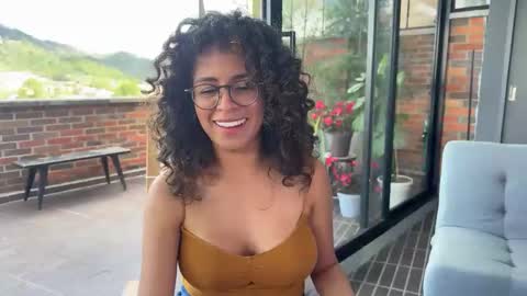 Snapshot of illaroom chatting on 26, 2, 2025 Kloe online show from 26, 2, 2025