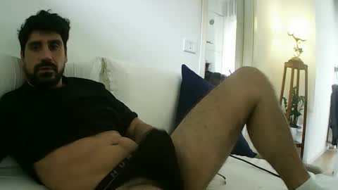Snapshot of ilmangj90 chatting on 14, 5, 2026 ilmangj90 online show from 14, 5, 2026