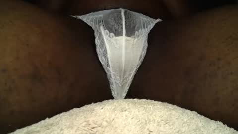 Snapshot of iloveassbaby1111 chatting on 28, 4, 2026 James online show from 28, 4, 2026