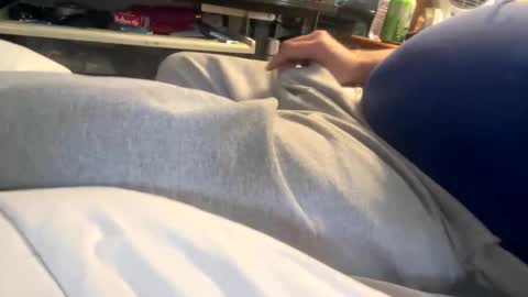 ilovetoshowoffagain online show from 3, 2, 2026