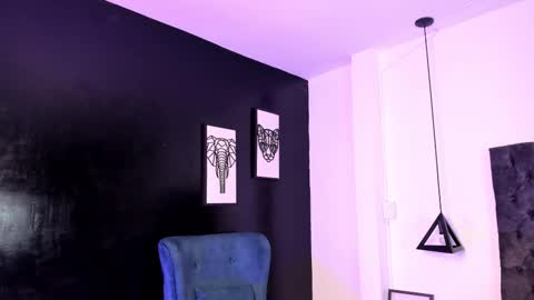 Snapshot of im_charless chatting on 5, 2, 2026 Charles online show from 5, 2, 2026