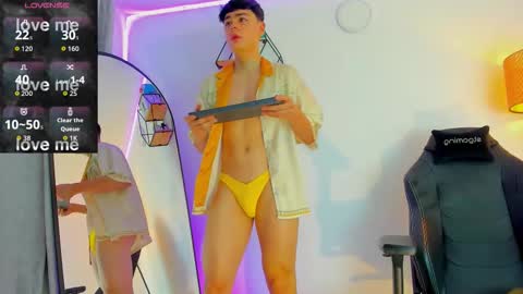 Snapshot of im_juaniito chatting on 12, 9, 2025 40 OFF TODAY online show from 12, 9, 2025