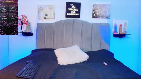 im_riley_ online show from 23, 2, 2026