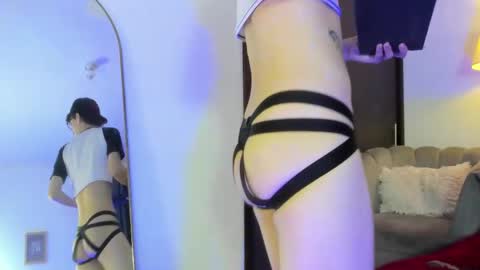 Snapshot of im_thomass chatting on 7, 1, 2026 thomas online show from 7, 1, 2026