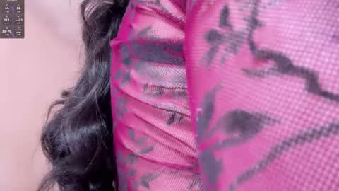 Snapshot of im_yours_01 chatting on 17, 2, 2025 daniella online show from 17, 2, 2025