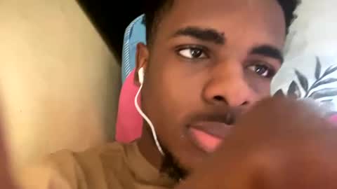 Snapshot of imaking01 chatting on 17, 1, 2025 imaking01 online show from 17, 1, 2025