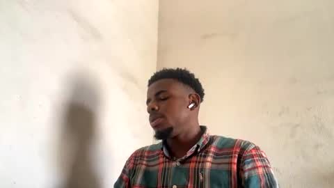 Snapshot of imaking01 chatting on 24, 2, 2025 imaking01 online show from 24, 2, 2025