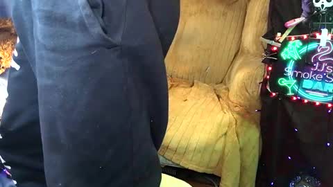 JJ online show from 28, 10, 2025