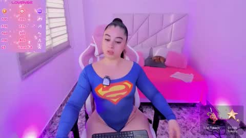  independient model online show from 20, 10, 2025