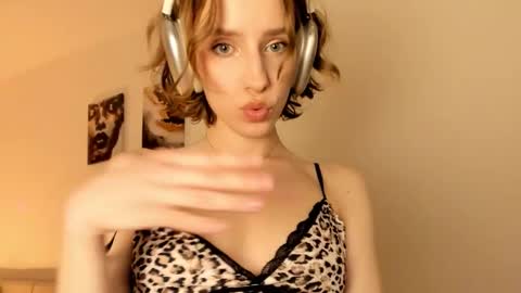 my name Imo  Fansly  online show from 26, 3, 2026