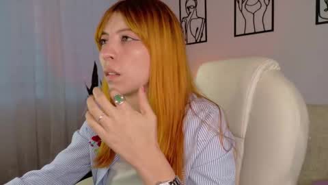 Sienna online show from 28, 11, 2025