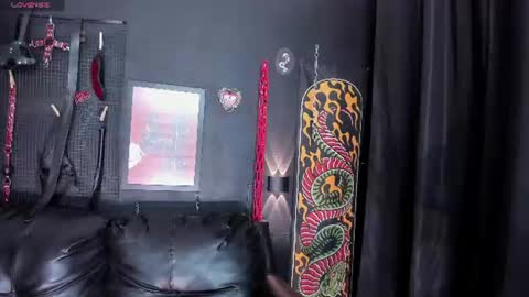 Snapshot of in_the_heaven chatting on 14, 7, 2026 in_the_heaven online show from 14, 7, 2026