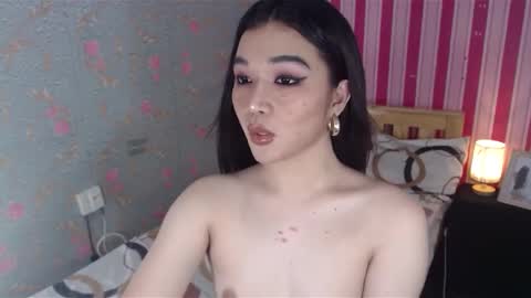 indestructabletrixie online show from 8, 3, 2025