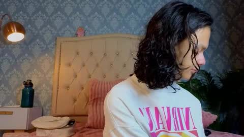 Snapshot of indi_rave chatting on 10, 1, 2026 INDI online show from 10, 1, 2026