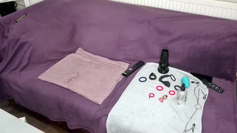 Snapshot of indian_exhibitionist chatting on 8, 11, 2025 indian_exhibitionist online show from 8, 11, 2025