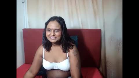 Snapshot of indian_sunshine chatting on 27, 4, 2026 indian_sunshine online show from 27, 4, 2026