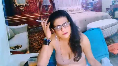 Femiez online show from 1, 2, 2025