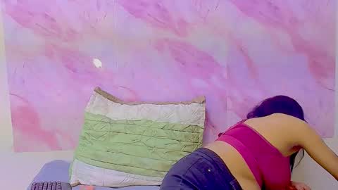 Snapshot of indianallure chatting on 24, 10, 2025 Femiez online show from 24, 10, 2025