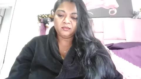 Snapshot of indiandelia chatting on 18, 5, 2026 indiandelia online show from 18, 5, 2026