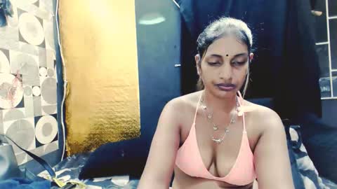 indianhoneyx online show from 9, 2, 2026