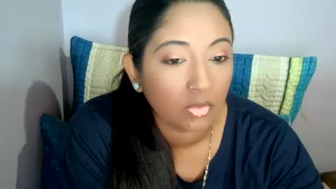 Snapshot of indianplaygal69 chatting on 20, 11, 2025 Indianpalgal69 online show from 20, 11, 2025