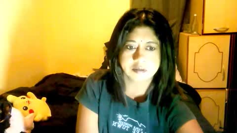 indianpleasures21 online show from 18, 4, 2026