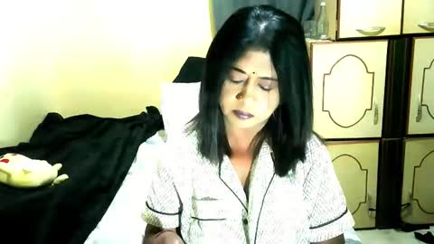 Snapshot of indianpleasures21 chatting on 11, 5, 2026 indianpleasures21 online show from 11, 5, 2026