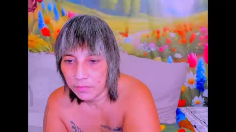 indianroxy27 online show from 14, 4, 2026