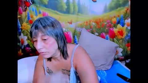 indianroxy27 online show from 19, 5, 2026