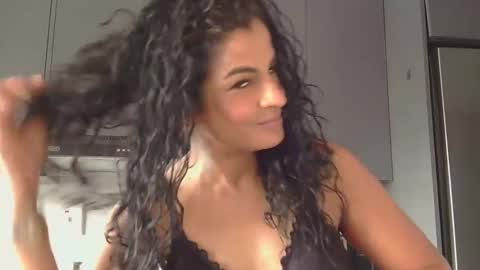 Snapshot of indiansavage1 chatting on 15, 4, 2026 rani online show from 15, 4, 2026