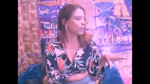 indiansexyass4u2luv online show from 9, 4, 2026