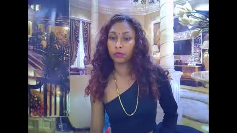 indiansexybutt4u2luv online show from 6, 2, 2026