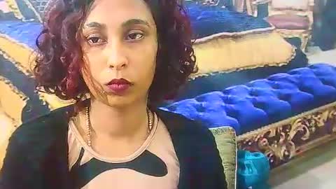 indiansexybutt4u2luv online show from 13, 7, 2026
