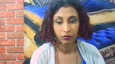 indiansexybutt4u2luv online show from 18, 7, 2026