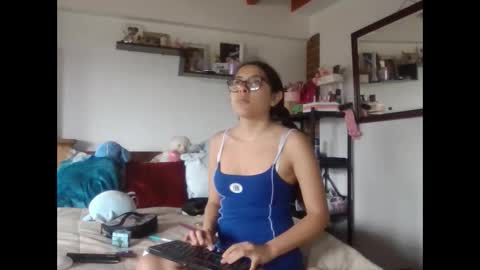 Snapshot of indica_sativa111 chatting on 16, 9, 2025 indica sativa online show from 16, 9, 2025