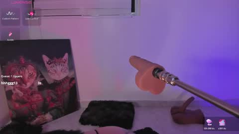 Hey  Im Indie follow me on my instagram  online show from 17, 4, 2026