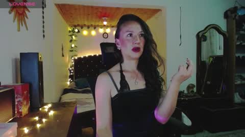 Indigo Wild  online show from 30, 10, 2025