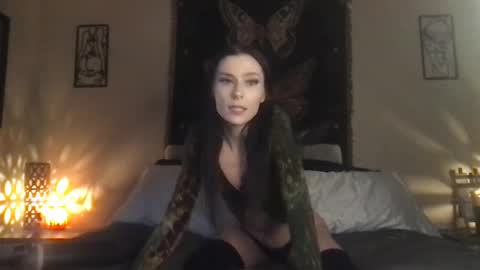 Snapshot of indigobay chatting on 8, 2, 2025 Indigo Bay online show from 8, 2, 2025