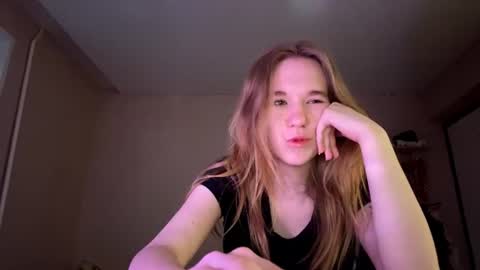 Snapshot of inespacheco chatting on 24, 6, 2026 Sofia online show from 24, 6, 2026