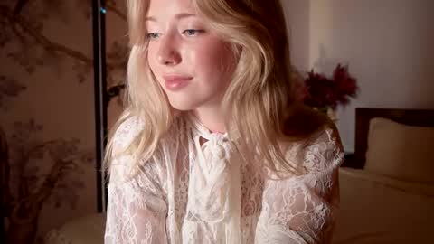 Snapshot of infinitysoul_ chatting on 11, 10, 2025 Alexa..  Inst     Fansly infinitysoul  online show from 11, 10, 2025