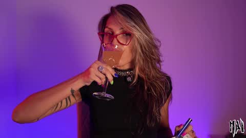 Snapshot of informal_ chatting on 26, 9, 2025 MAL ---  online show from 26, 9, 2025