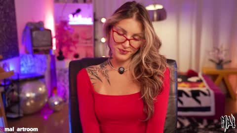 Snapshot of informal_ chatting on 17, 10, 2025 MAL ---  online show from 17, 10, 2025