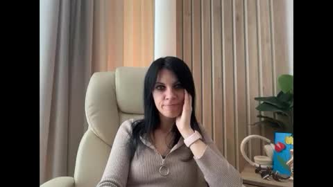 Snapshot of injaathome chatting on 2, 6, 2026 InjaAtHome online show from 2, 6, 2026