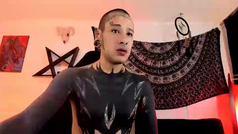 Snapshot of ink_u_buzz chatting on 21, 11, 2025 Dani online show from 21, 11, 2025